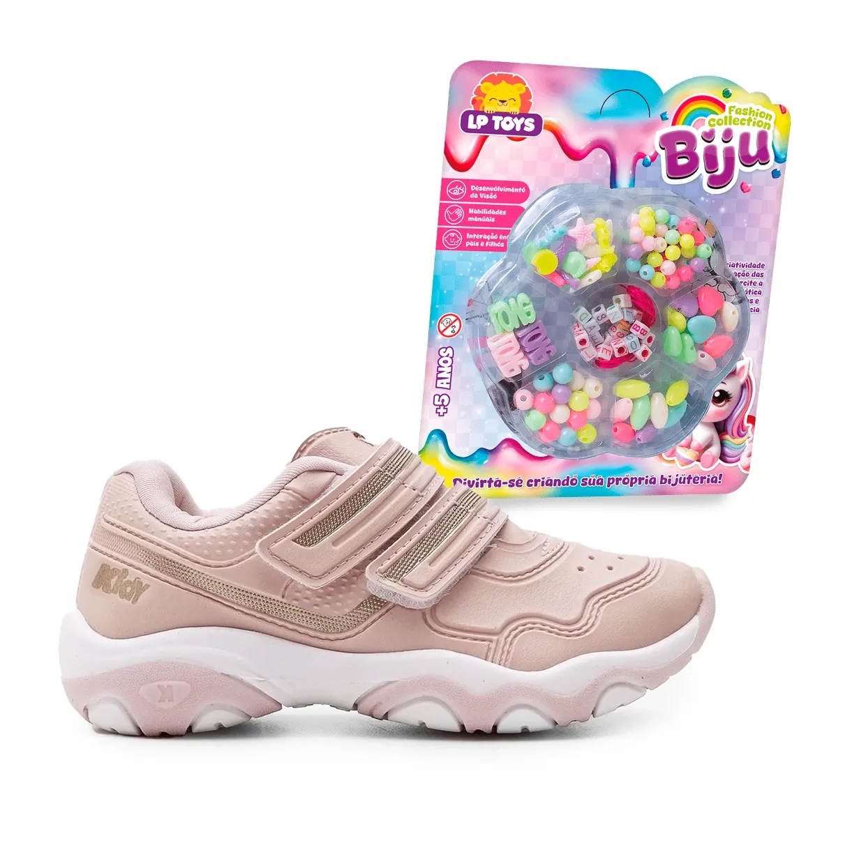 Tênis infantil rosa com detalhes dourados e miçangas, vista frontal com fechamento em velcro